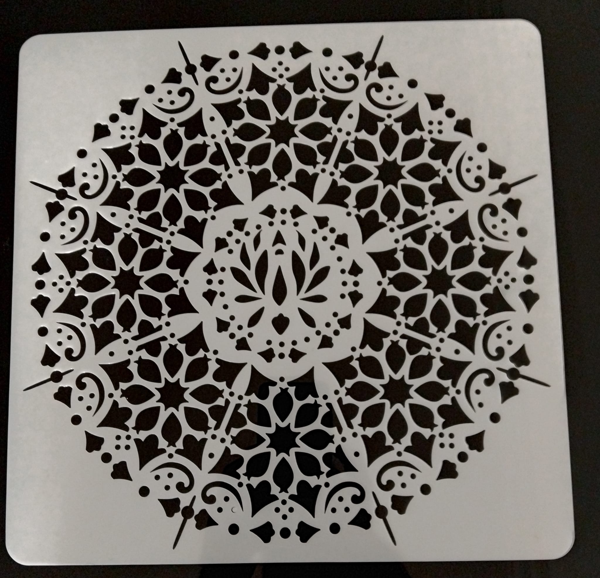 Diseño de stencil Wallsesy 77, plantilla reutilizable de mylar
